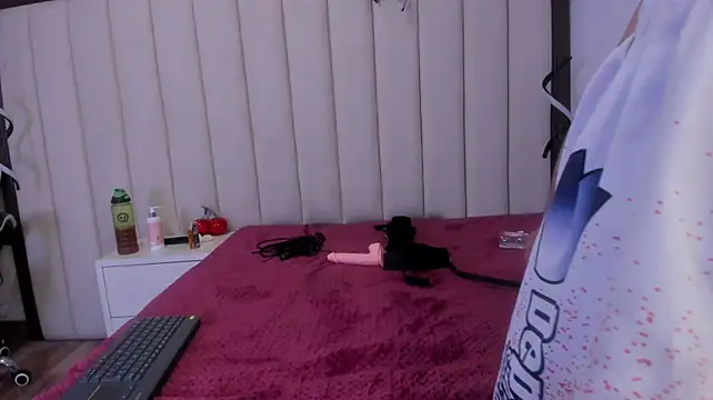 eclipse_sensual Show in webcam