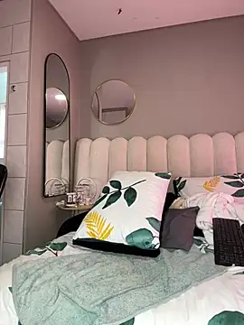 Chat +18 de MIAMI9 ao vivo