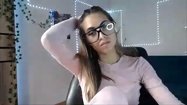 Chat +18 de Rossy_Vega ao vivo