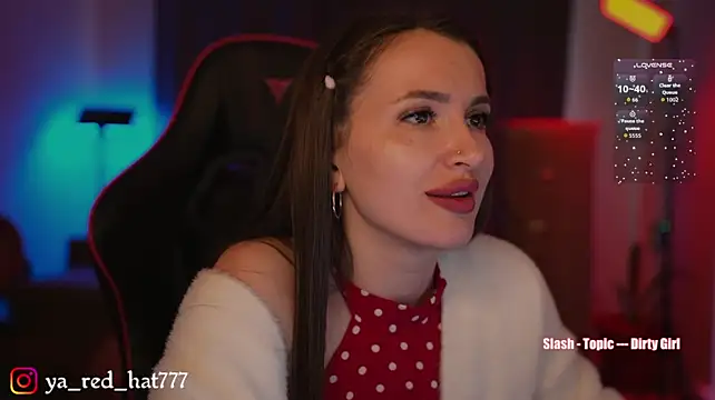 -RED_HAT- Live XXX-Chat