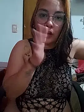 Chat XXX en directo de kuramaqueen