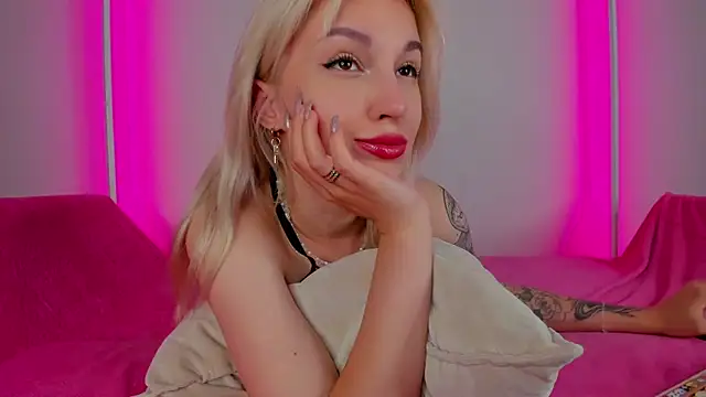 LisaFoxyMe's Live XXX Chat