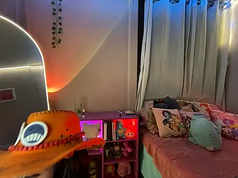 XXX chat uživo modela Miyuplanet