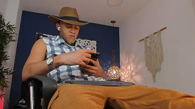 Živý XXX chat B_Wild