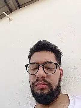 Handsome_guy_ Adlı Modelin Canlı XXX Sohbeti