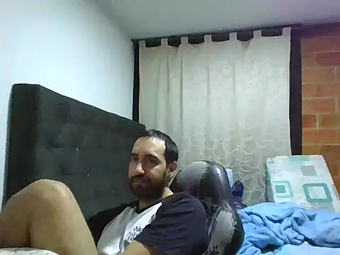 coolfriki Chat XXX live
