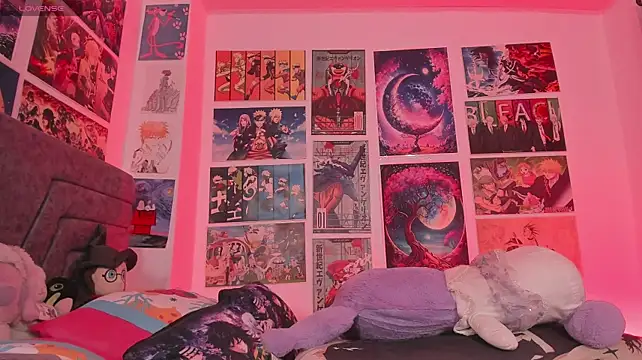 MissCurvyTop's Live XXX Chat