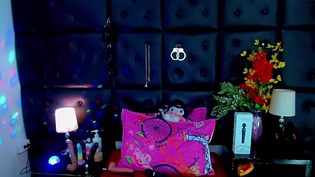 Cloelombard Live XXX-Chat