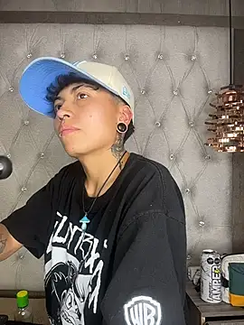 XXX chat uživo modela ian_mathias_