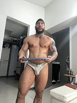 Andrew_Johnnson Adlı Modelin Canlı XXX Sohbeti