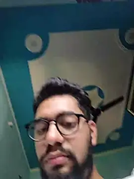 Handsome_guy_のライブXXXチャット