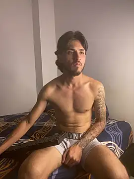 Kriss_Edwards' Live XXX Chat