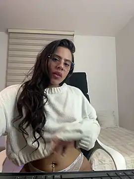 Alessia-Ferrer's Live XXX Chat