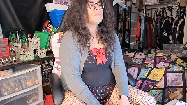 ShinyCherub live XXX chat