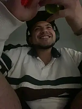 GusanoDelicioso Adlı Modelin Canlı XXX Sohbeti
