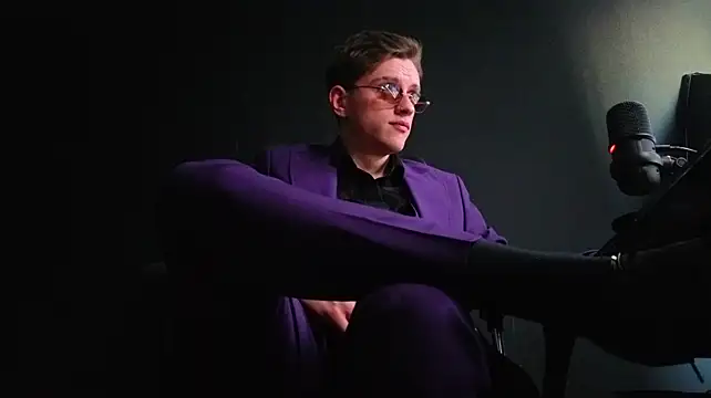 Онлайн чат XXX FelixStarkk