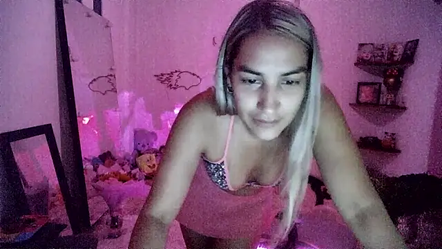 XXX chat uživo modela mandy_berrys