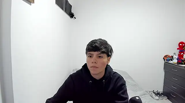 Bruno_Cruzz 即時 XXX 聊天