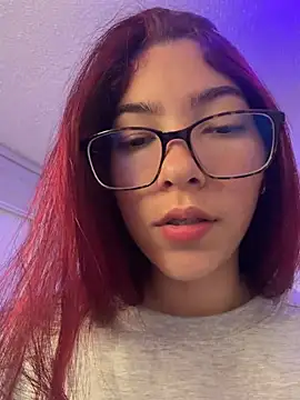 SarahLee__ Adlı Modelin Canlı XXX Sohbeti