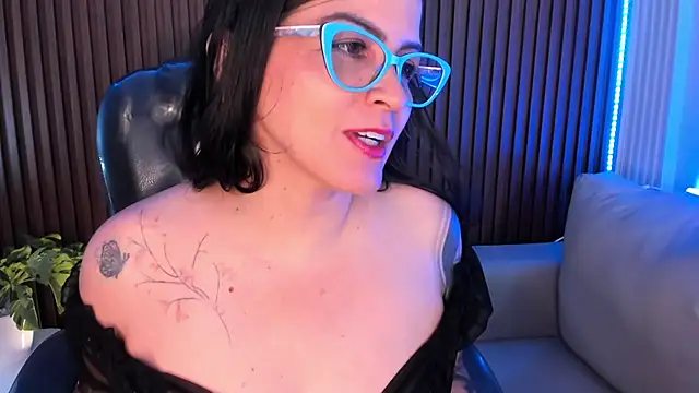 Chat XXX en directo de Zara_Jackson