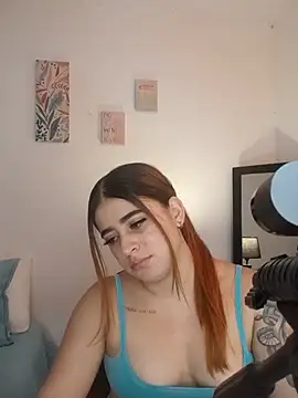 MartinaConnorr Chat XXX in diretta