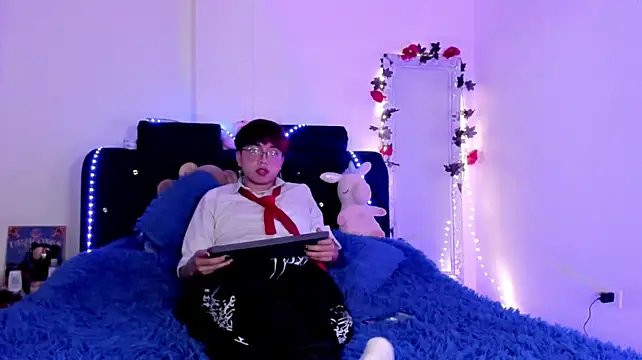 Chat +18 de AnggelONfiree ao vivo