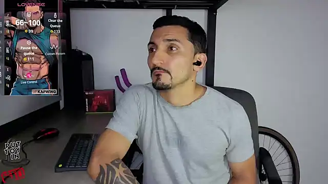 Marck_Muscle Show Webcam