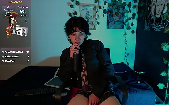 Chat XXX en directo de JohnnyJones_