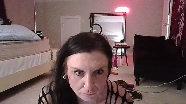 Plasticdollx's Live XXX Chat