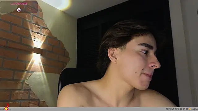 Chatroom XXX en direct de Connorr_01