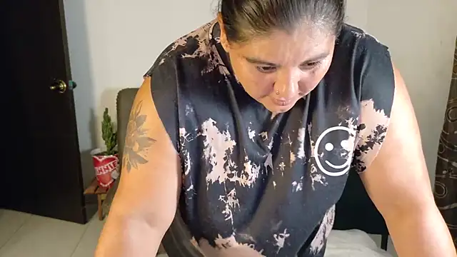 AndreaKinky – Naživo XXX chat