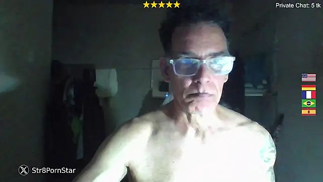 CaptainFox Adlı Modelin Canlı XXX Sohbeti