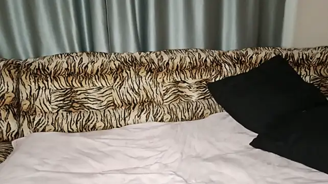 CrisMillwee Live XXX-chat