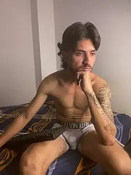 Chat +18 de Kriss_Edwards ao vivo