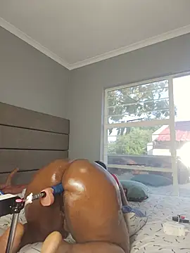 Kinkyphatass' Live XXX Chat