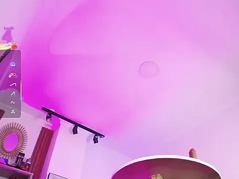 Eva_Walkerr_ XXX чат на живо