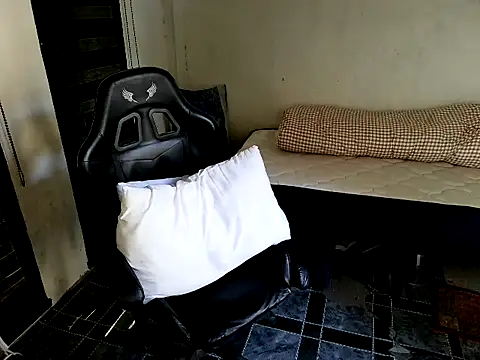 دردشة Spicy_RowyCam الجنسية المباشرة
