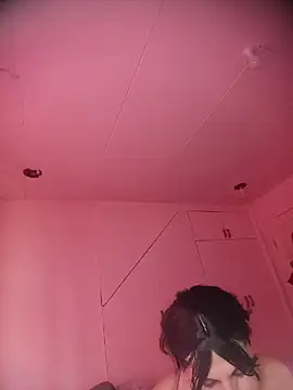 StrongshemailのライブXXXチャット