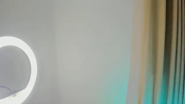 sakura_Gomez XXX чат на живо