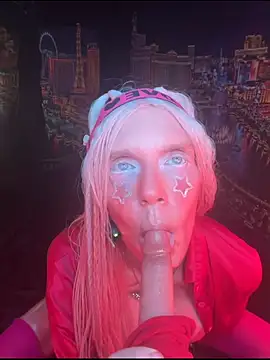 1NikiVegas' Live XXX Chat
