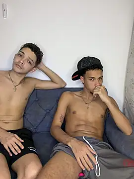 Živý XXX chat friends_lust_latin