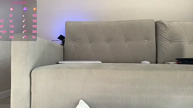 weshycouple's Live XXX Chat