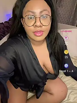 Chat +18 de MalinaMaxx ao vivo