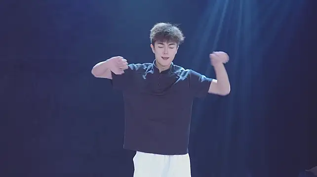 NCT-111: онлайн-секс-чат