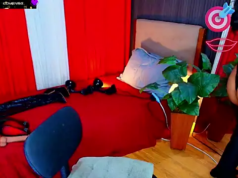 MissSamDomina Chat XXX in diretta