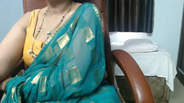 sunitha-3 Live XXX Chat