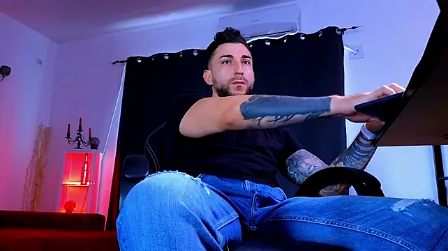 Chat +18 de MightyAaron66 ao vivo