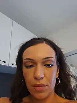 SaskiaVoss_ Live XXX-Chat