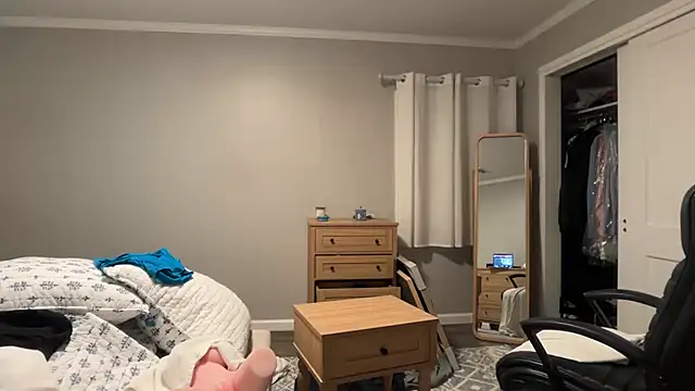CuriousMarried321 Show in webcam