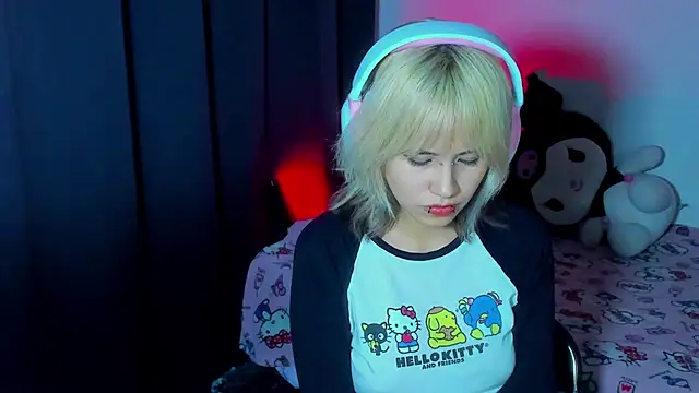 Akane-Mou Chat XXX in diretta
